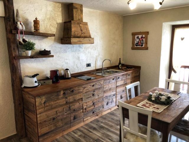 Maison Lucien Gignod Luaran gambar
